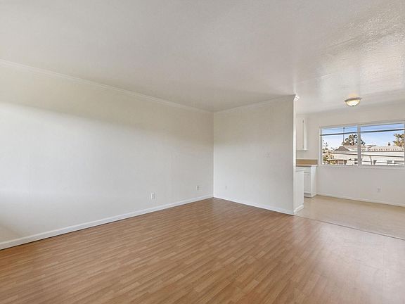 4th image of 434 E 17th St APT 305