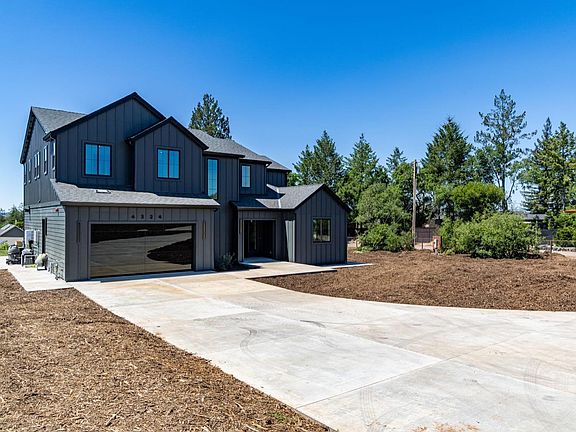 3rd image of 4324 Parker Hill Road