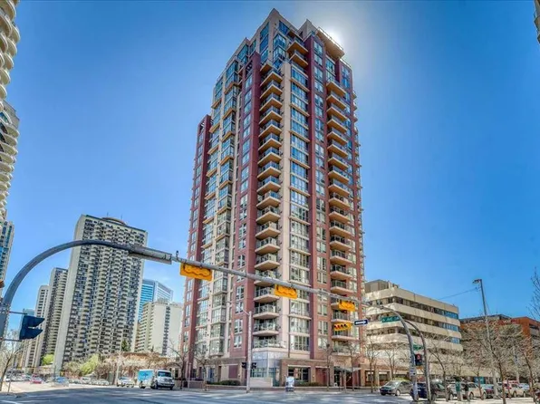 650 N 10th St SW #804, Calgary, AB T2P 5G4