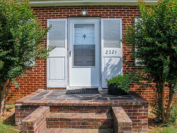 2nd image of 2321 Fontaine Ave APT A