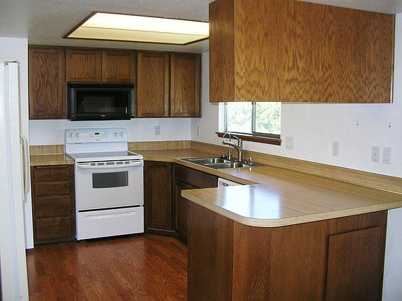 4th image of 1479 Amon Dr