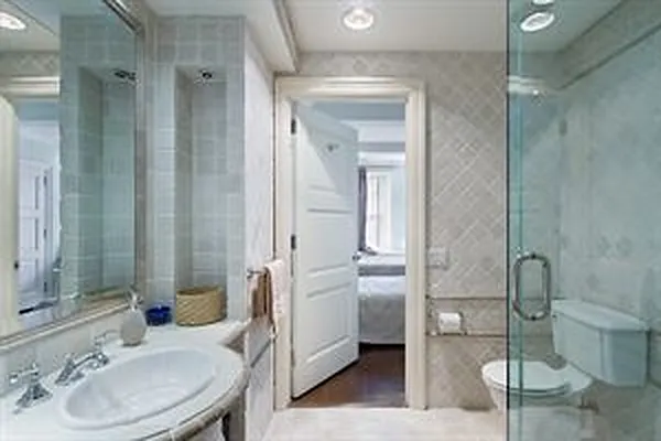 Rented by Douglas Elliman | media 2