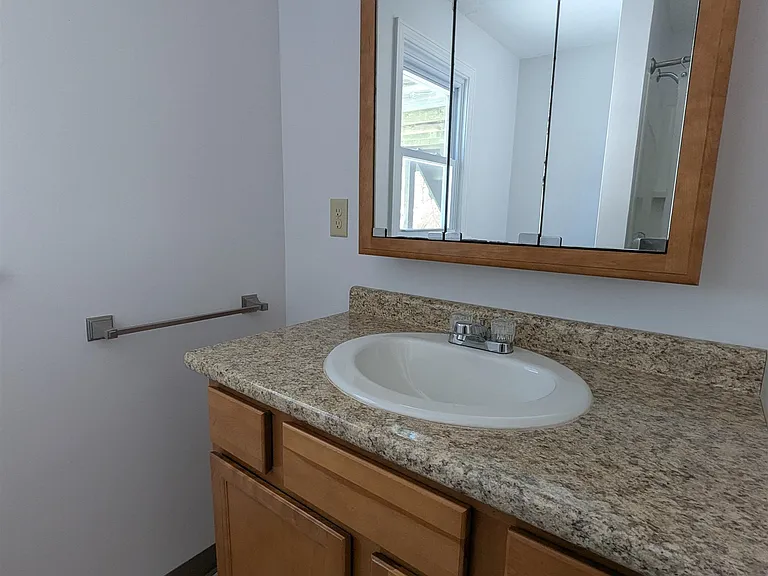 471 High St #4 — Photo 18
