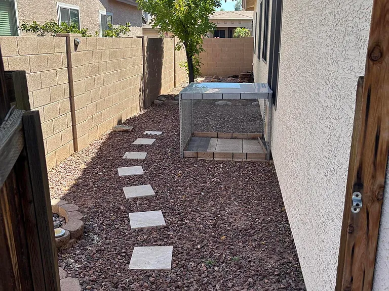 434 E Sheffield Ave — Photo 16