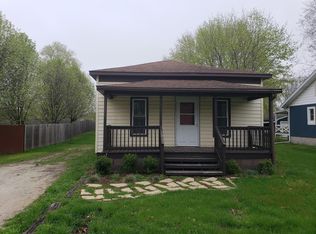 1012 S Constantine St, Three Rivers, MI 49093