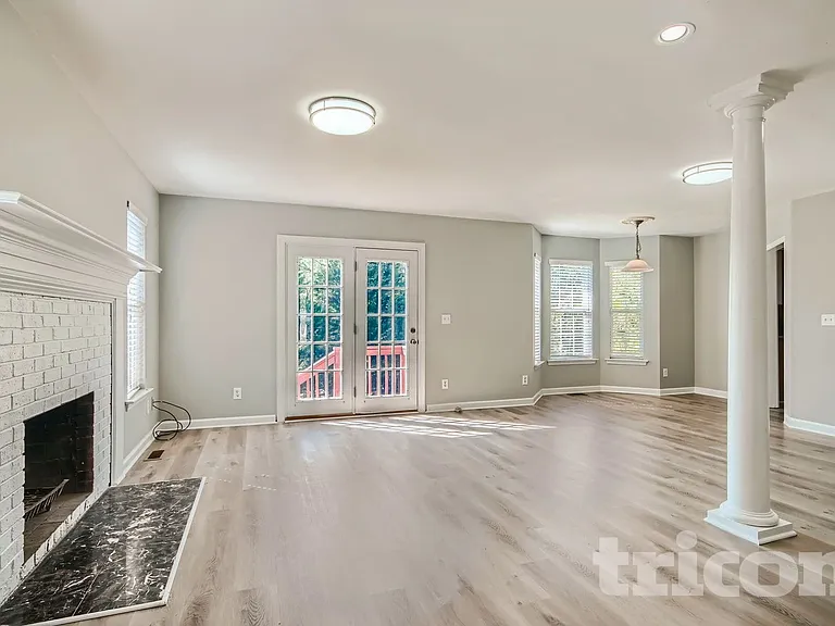 4021 Raccoon Run Ct — Photo 23