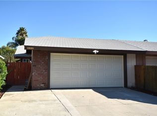 832 Oriole Ct, Lake Elsinore, CA 92530