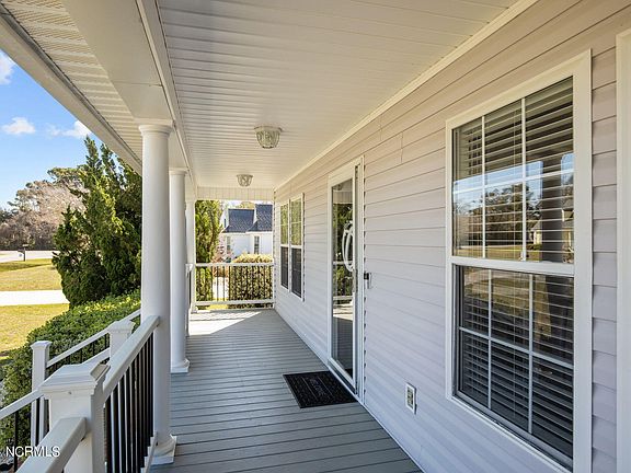 3rd image of 105 Osprey Court