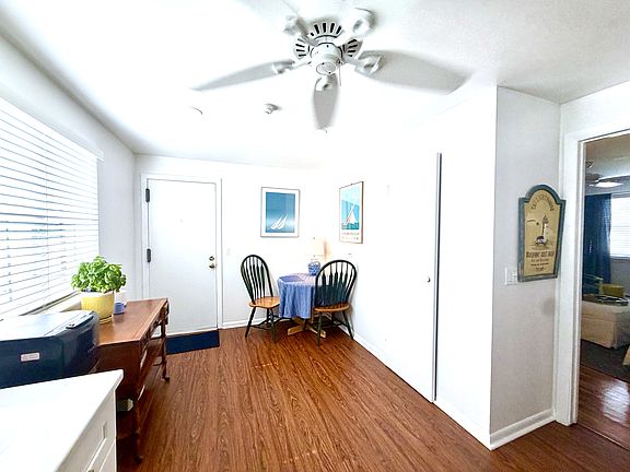 3rd image of 70 Carroll Ave Unit 1009