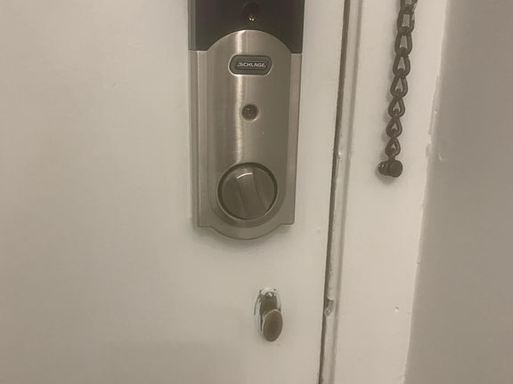Touchless entry for convenience.