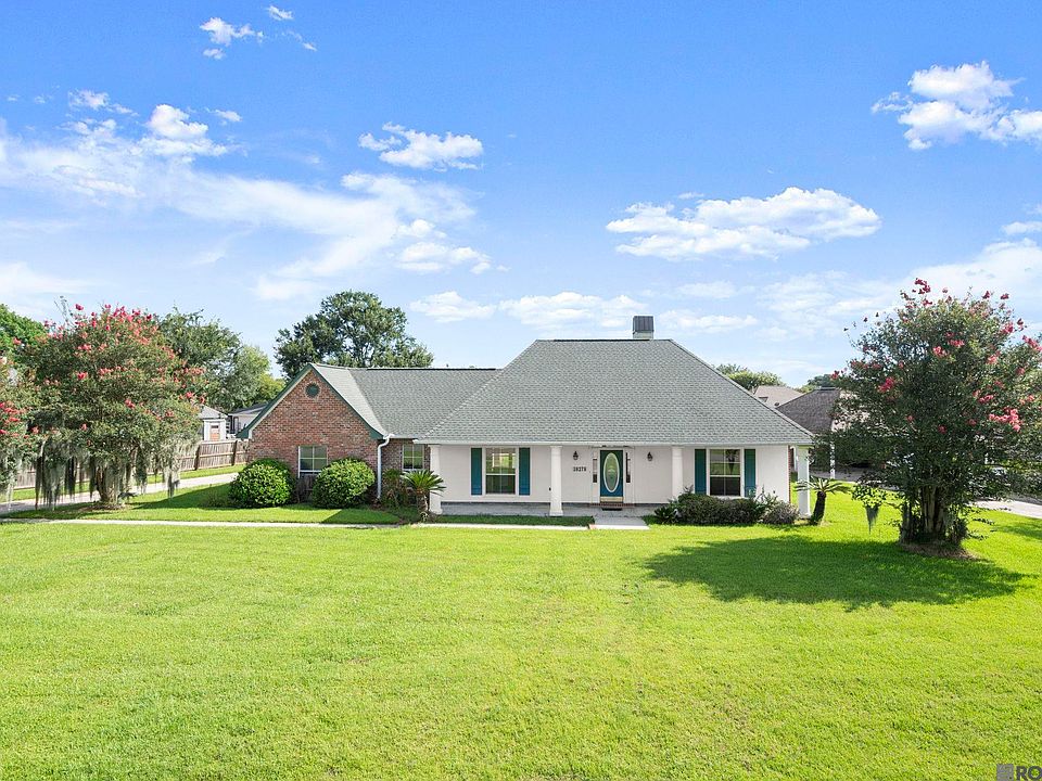 1st image of 38278 Oakleigh Ln
