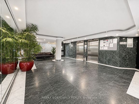 5th image of 1440 Heron Rd #1103