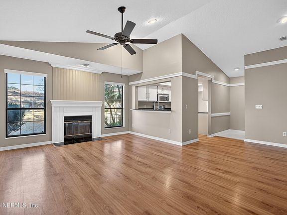 4th image of 232 CRANES LAKE Drive