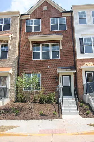 43922 Avenza Ter Photo 1