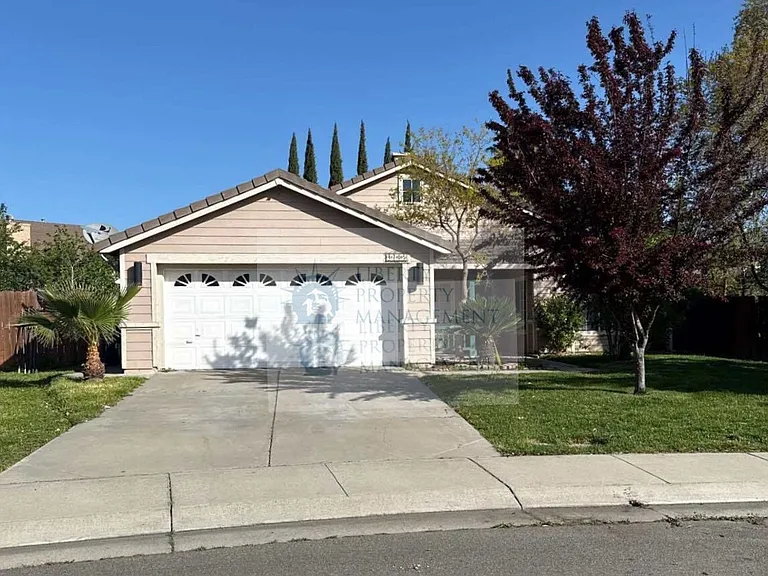 4705 Edgebrook Ave — Photo 1