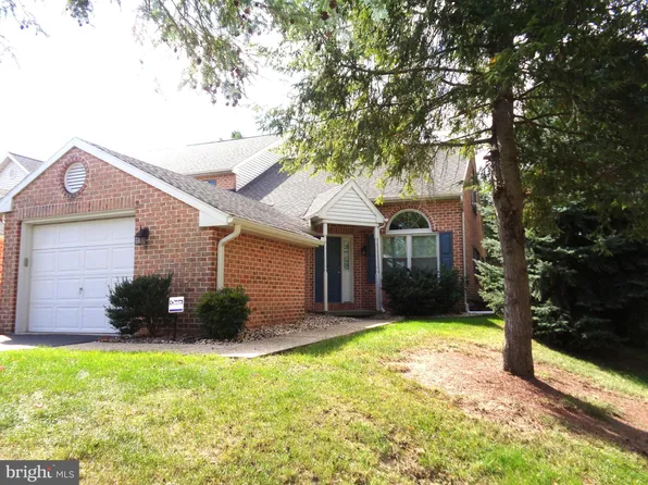 142 Langley Sq, Lancaster, PA 17603