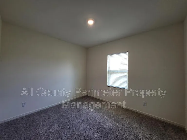 212 Cottontail Ln — Photo 9