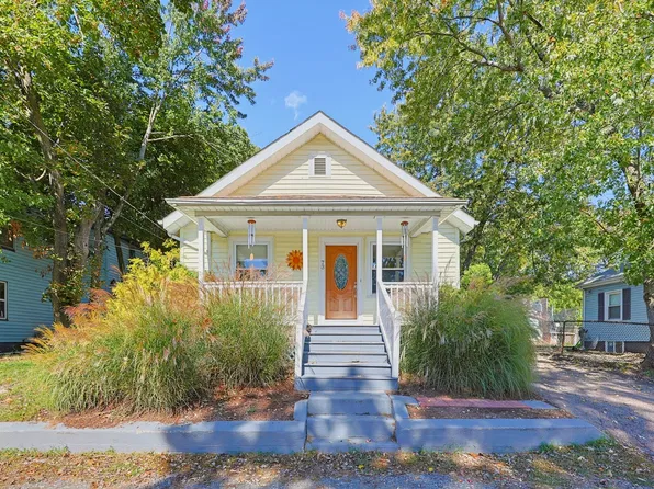 73 Turner St, Attleboro, MA 02703