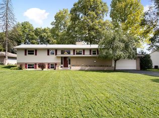 1772 Lattimer Dr, Columbus, OH 43227
