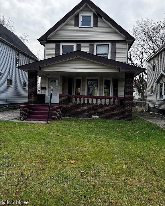 1st image of 3270 E 118th St
