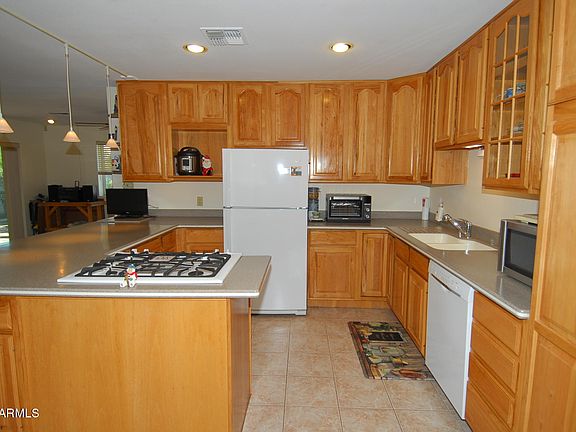 2nd image of 2932 S Dromedary Dr