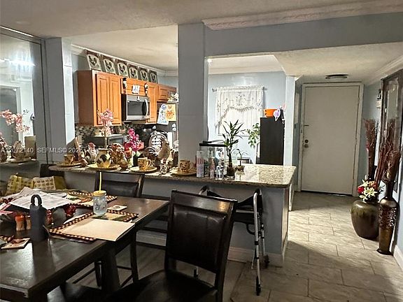 4th image of 3955 N Nob Hill Rd APT 403