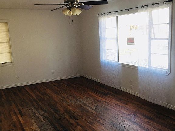 5th image of 402 W 1st St