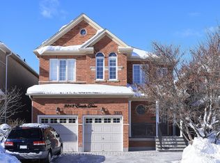 3213 Escada Dr, Mississauga, ON L5M 7V6