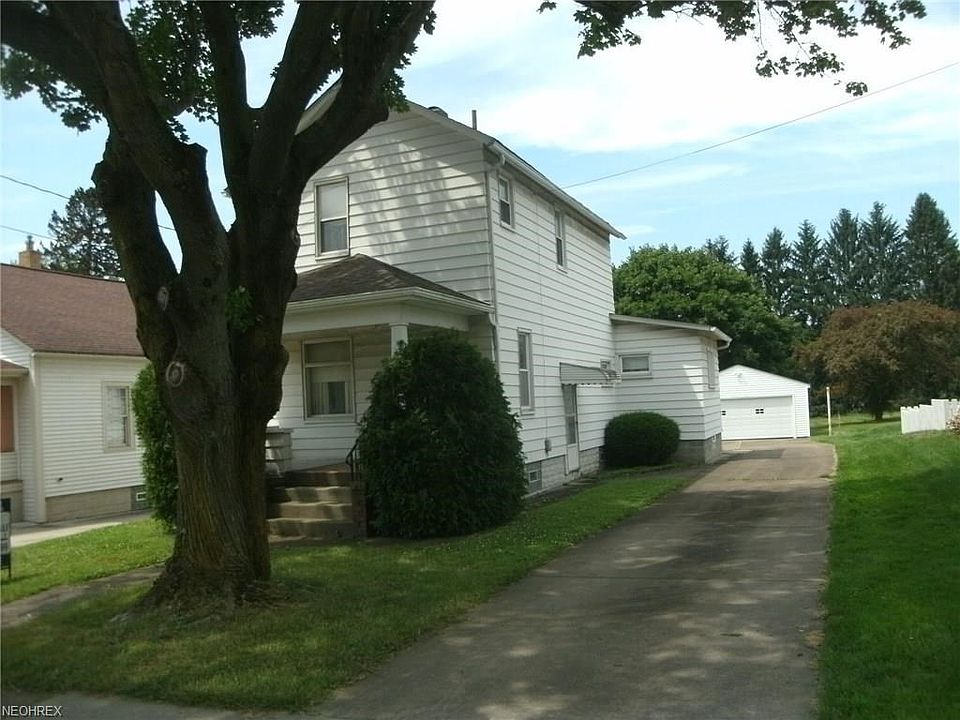 1st image of 404 E Park Ave