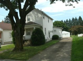404 E Park Ave, Hubbard, OH