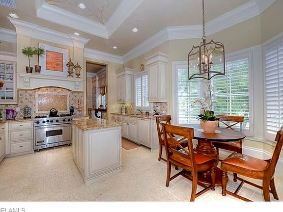 3rd image of 2309 Residence Cir Unit 201