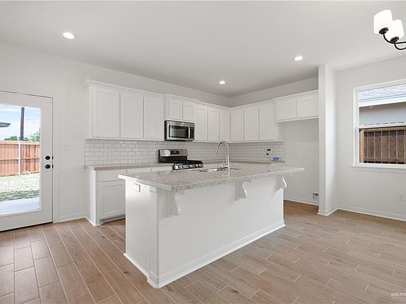 4th image of 3713 Westway Ave