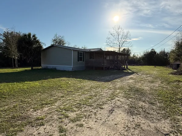 12011 Happyville Rd, Youngstown, FL 32466