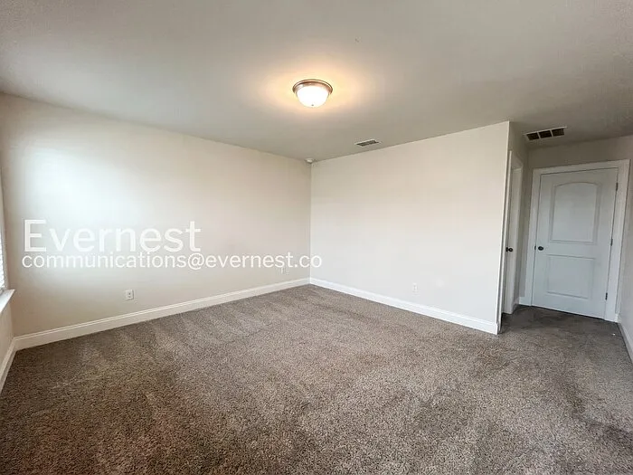 4522 Skywood Ln — Photo 16