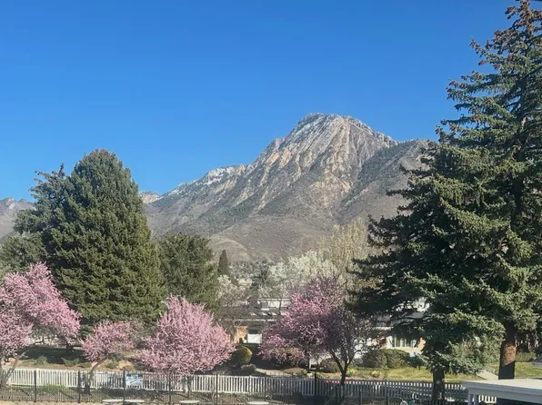 2223 E Carriage Ln APT 48, Holladay, UT 84117