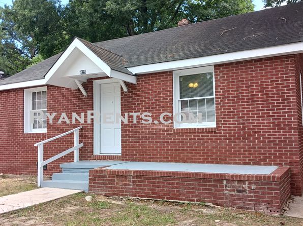 425 Dexter St