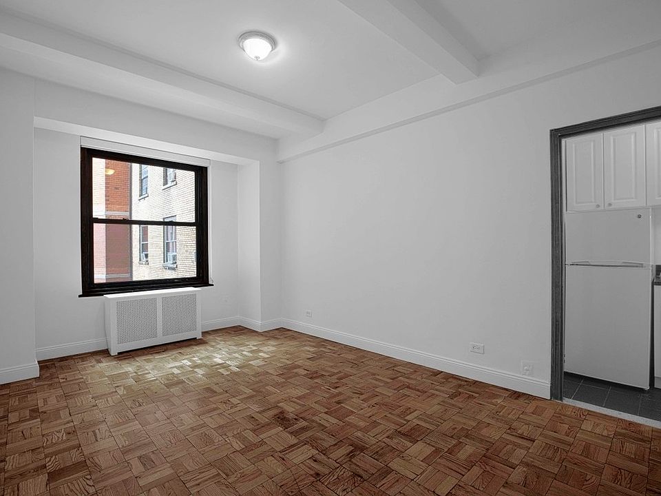 1st image of 160 W 71st St APT 16B