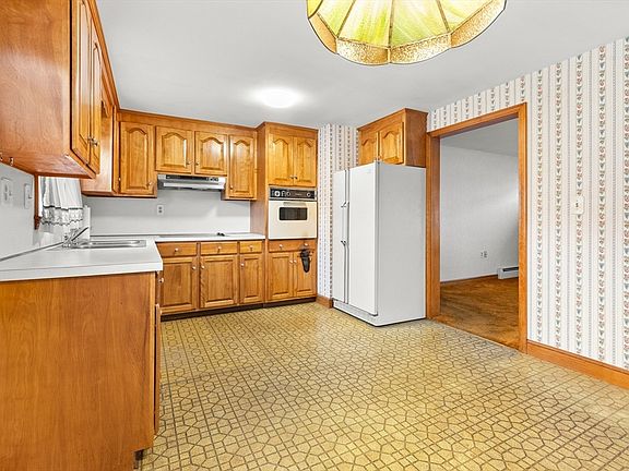 5th image of 3 Margaret Rd