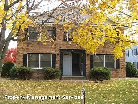 1st image of 1016 S 16th St APT 4*