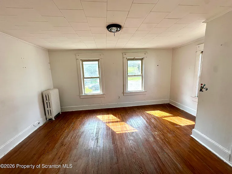 1019 Kirst Ct — Photo 7