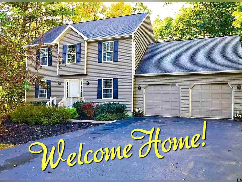 1st image of 44 Amethyst Dr