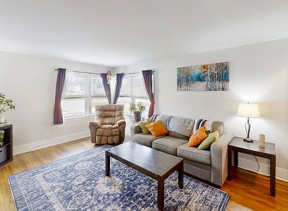 3rd image of 721 S Norbury Ave
