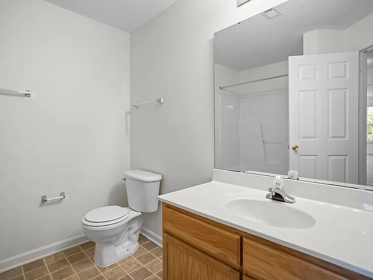 Greenhaven Trace Apartments — Photo 41