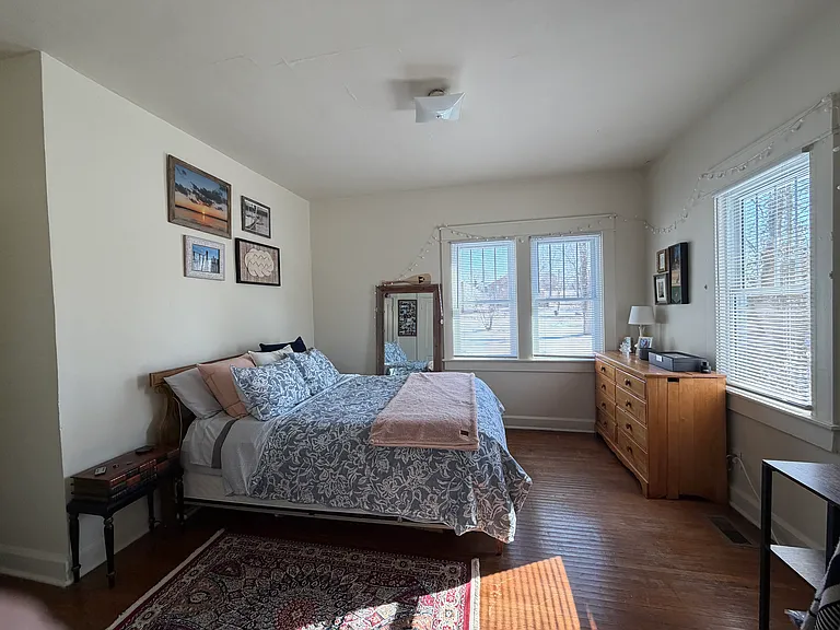 1708 E 3rd St — Photo 5