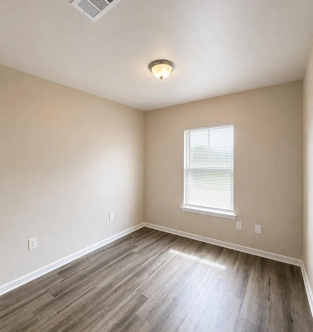 2 bed, 1200 sqft, $1,500 — Photo 4