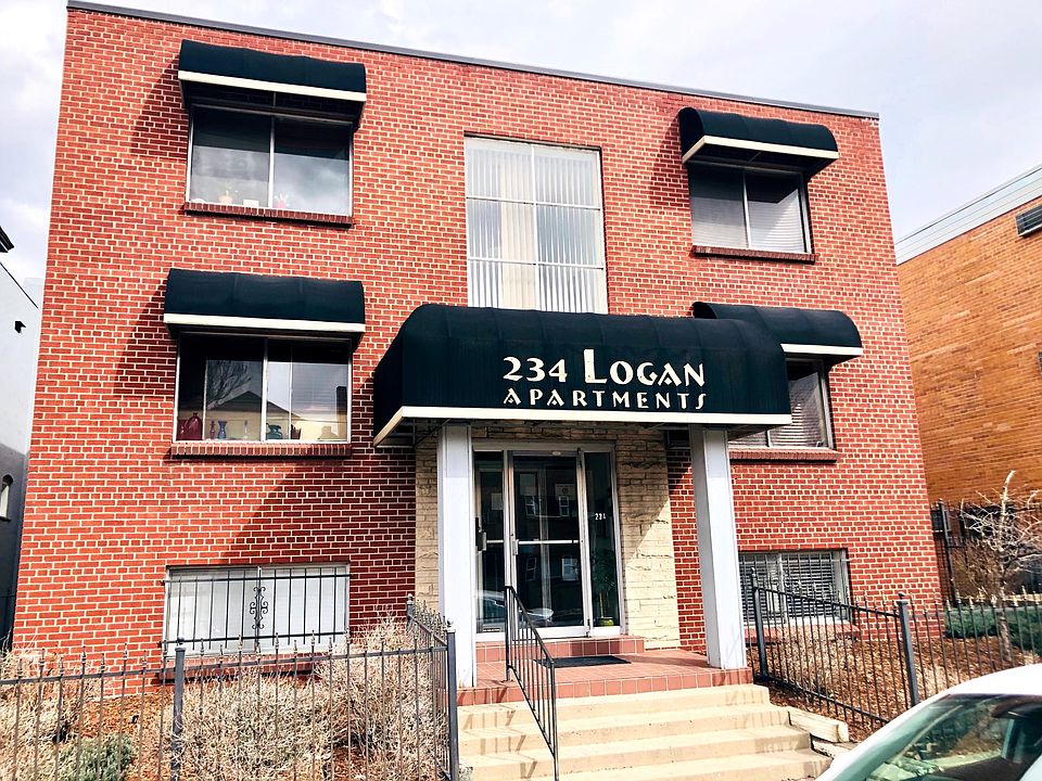 Great location just blocks from South Broadway!