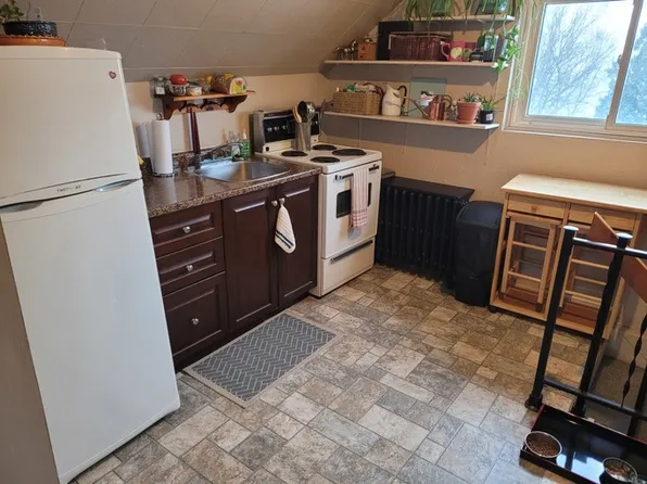 249 Van Horne St #1A, Sudbury, ON P3B 1J1
