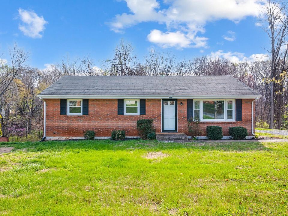 1st image of 1027 Woodhaven Dr