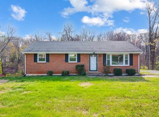 1027 Woodhaven Dr, Bedford, VA 24523
