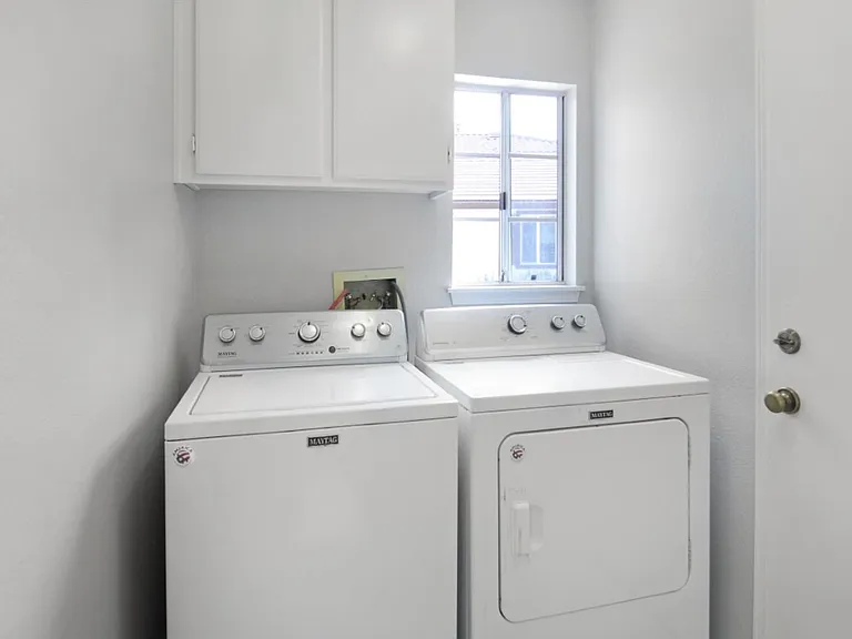 24241 Tama Ln — Photo 28